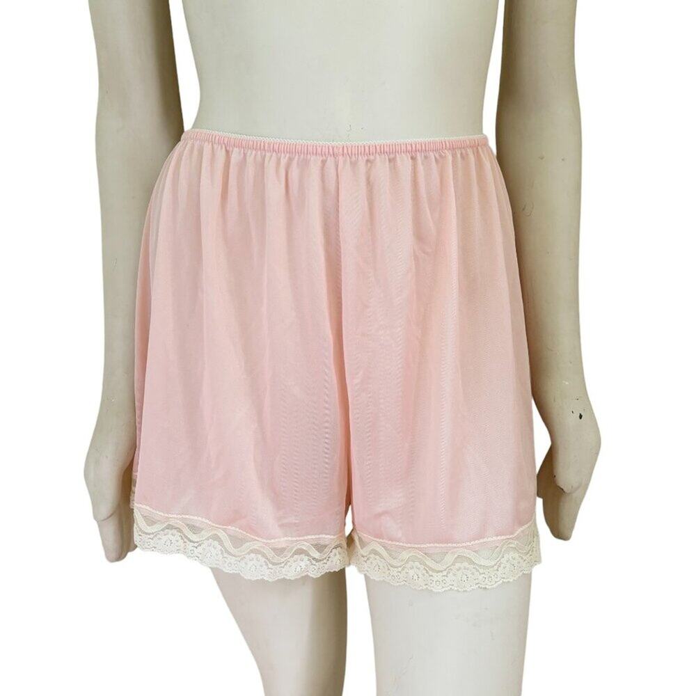 VTG Lace Trimmed High Rise Pull On Slip Shorts Coquette Lingerie Peach Pink SZ M